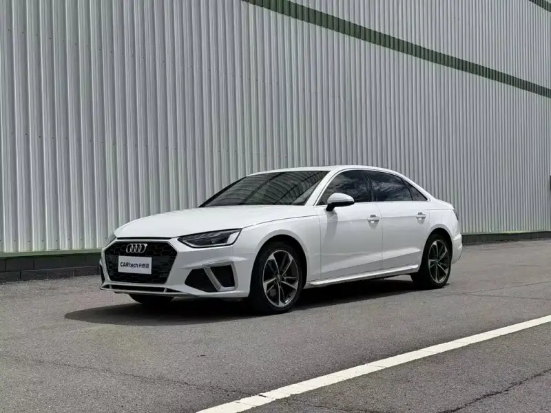 Audi A4L, 2021