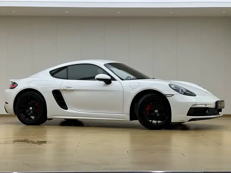 Porsche 718, 2017