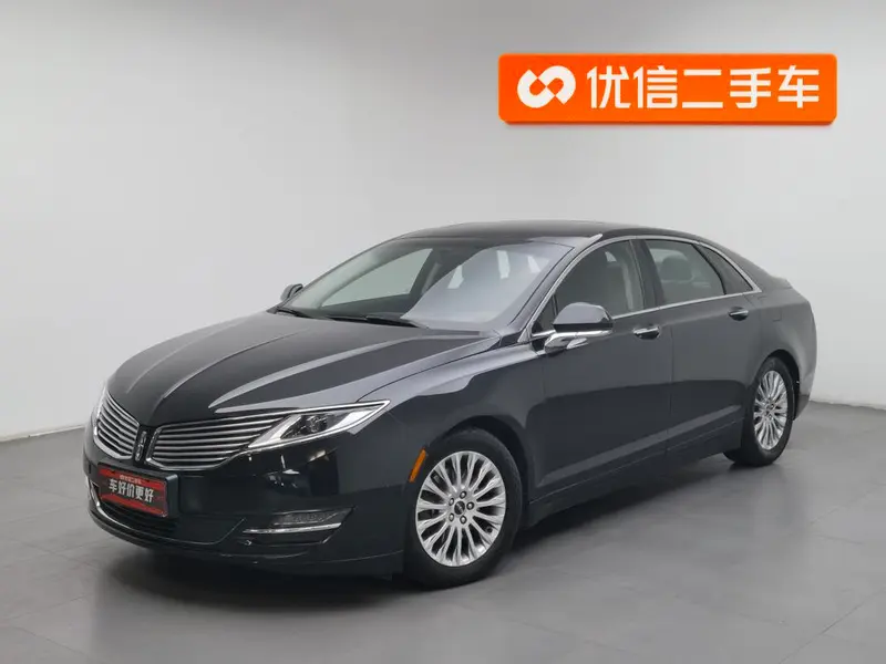 Lincoln MKZ, 2014