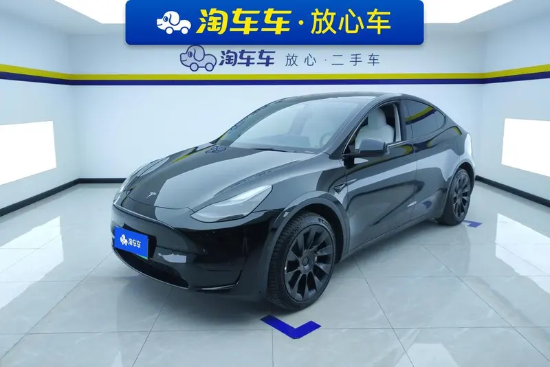 Tesla Model Y, 2023