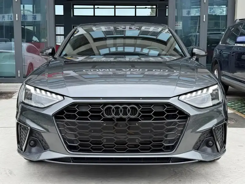 Audi A4L, 2023