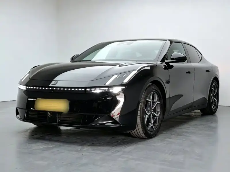 Lynk & Co Z10, 2025