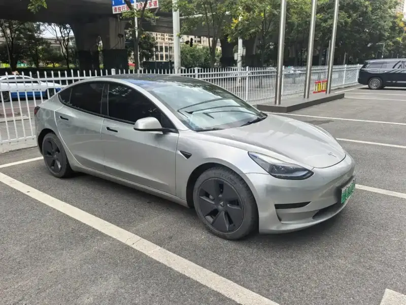 Tesla Model 3, 2023