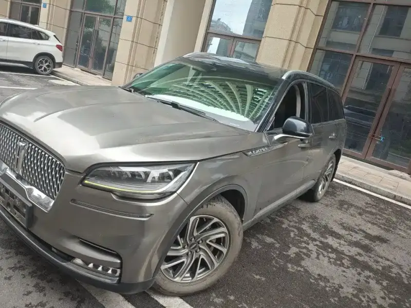Lincoln Aviator, 2021