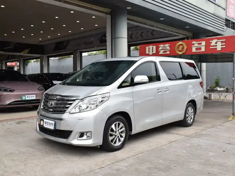 Toyota Alphard, 2013