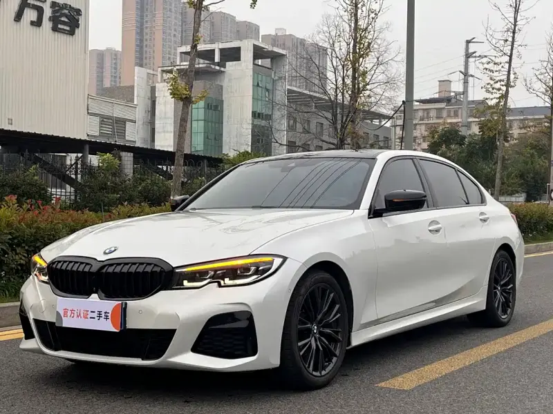 BMW 3 Series, 2023