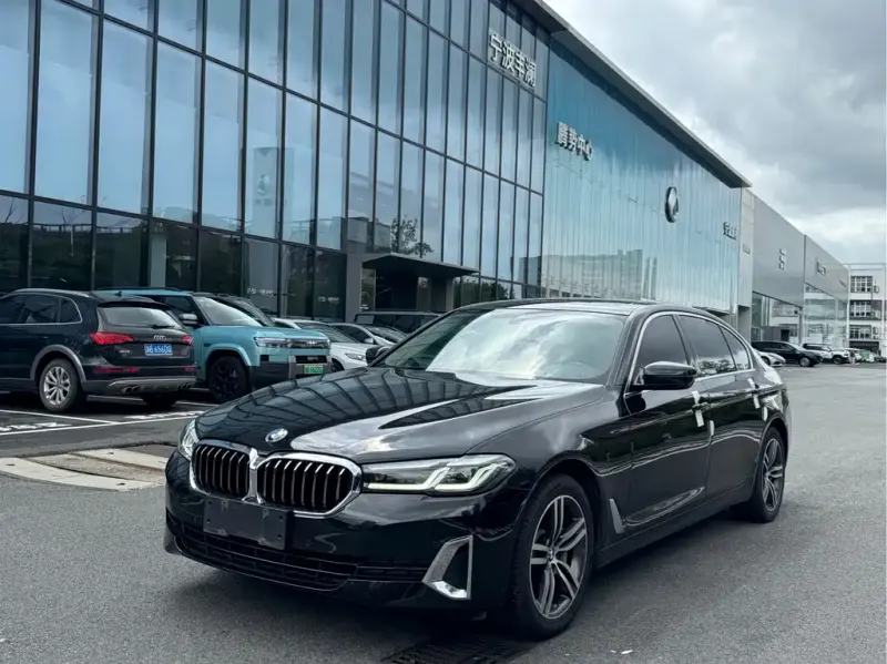 BMW 5 Series, 2024