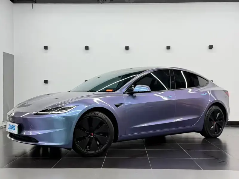 Tesla Model 3, 2024