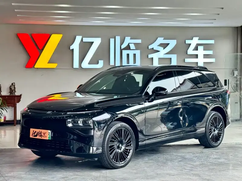XPeng G9, 2025