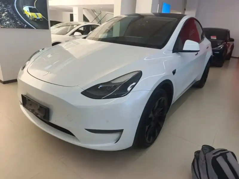 Tesla Model Y, 2023