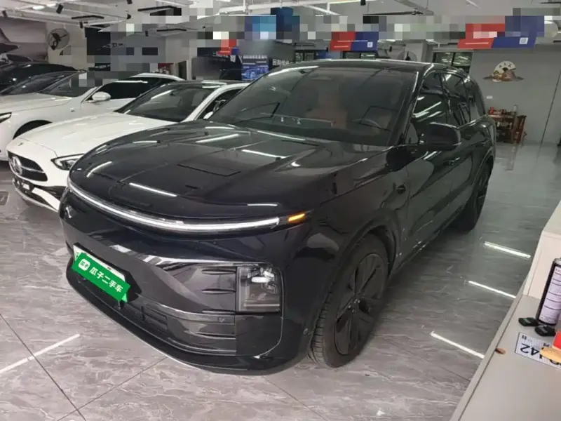 Li Auto Li L6, 2025