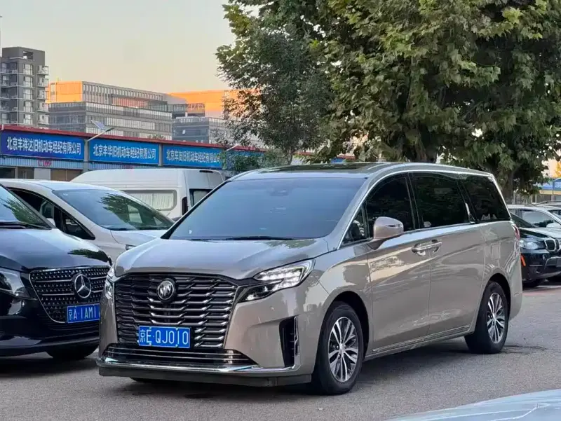 Buick GL8, 2023