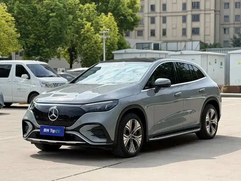 Mercedes-Benz EQE SUV, 2023
