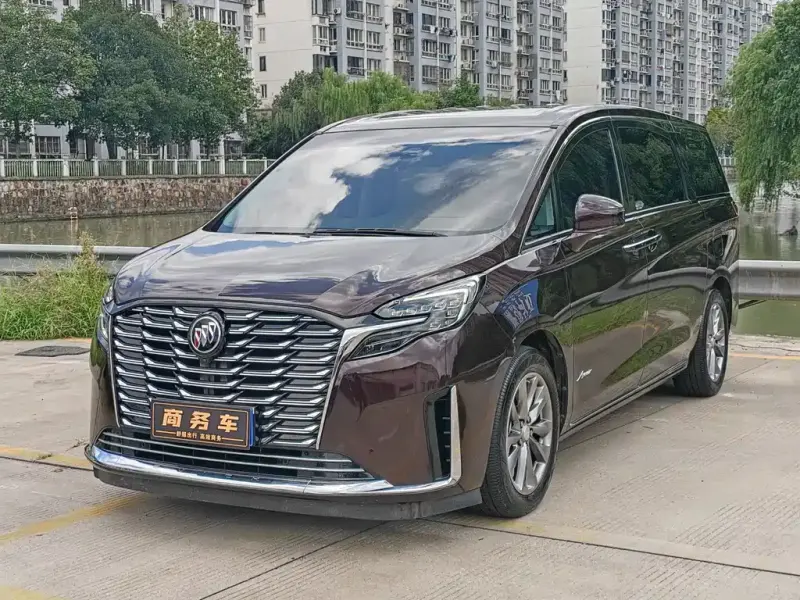 Buick GL8, 2022