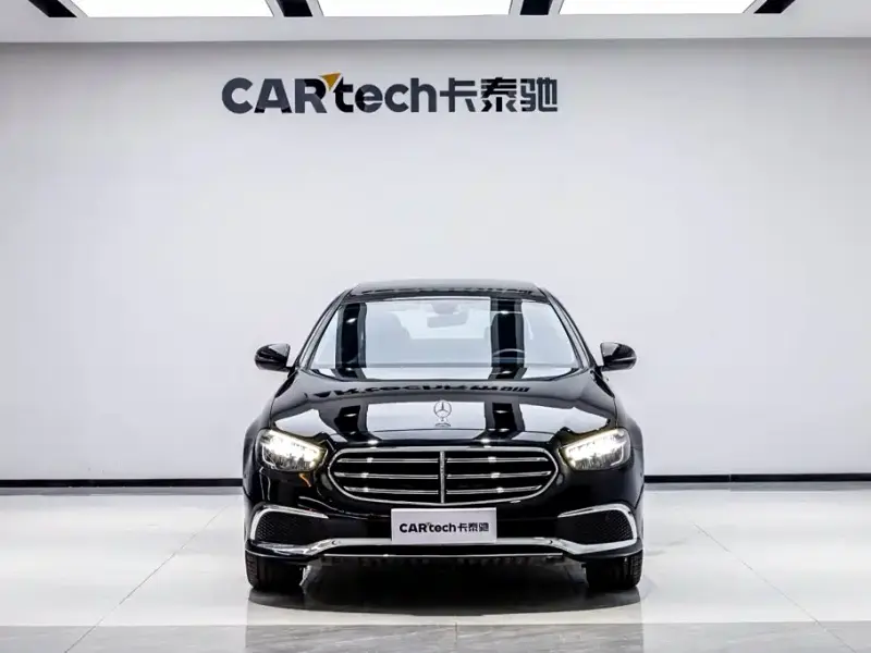 Mercedes-Benz E-Class, 2022