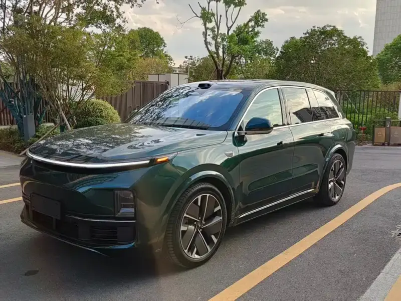 Li Auto Li L8, 2025