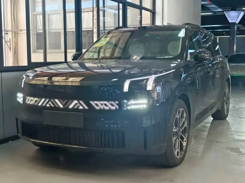 Lynk & Co 900, 2026