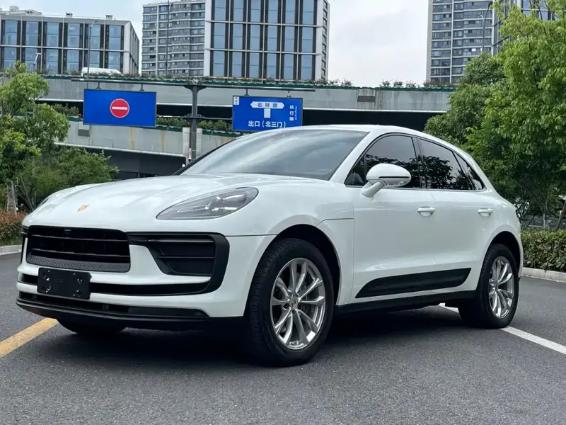 Porsche Macan, 2022
