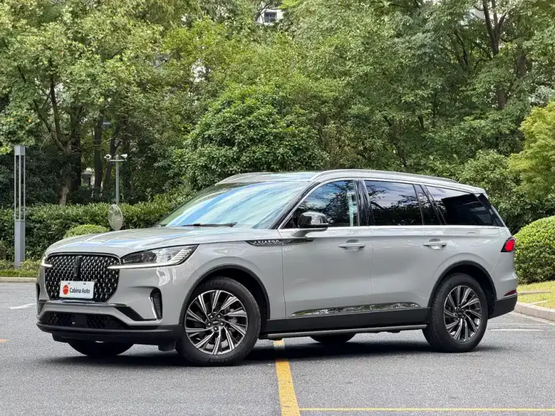 Lincoln Aviator, 2025