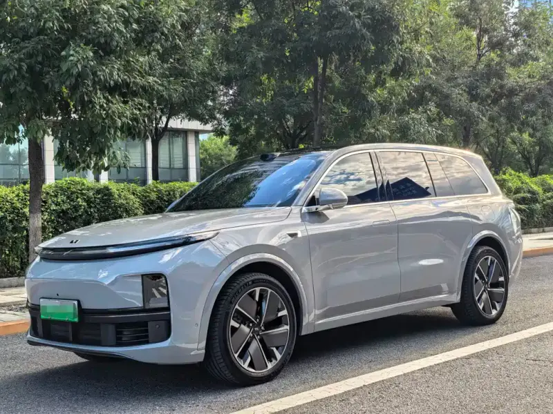 Li Auto Li L9, 2025