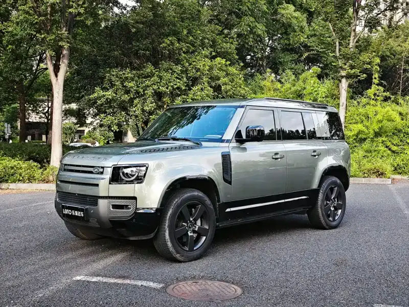 Land Rover Defender, 2021
