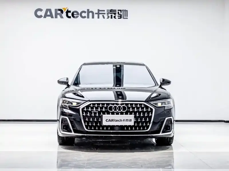 Audi A8, 2022