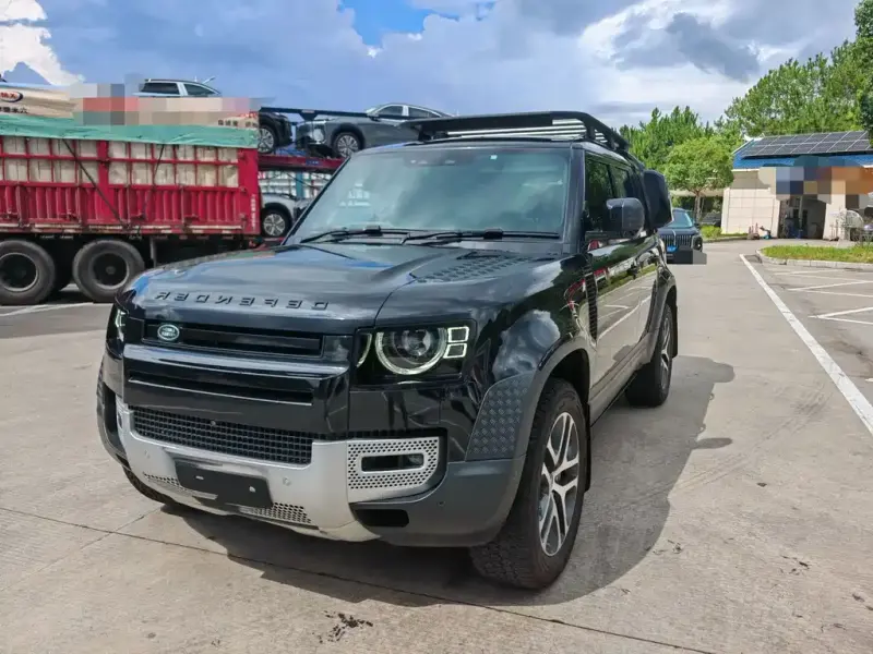 Land Rover Defender, 2025