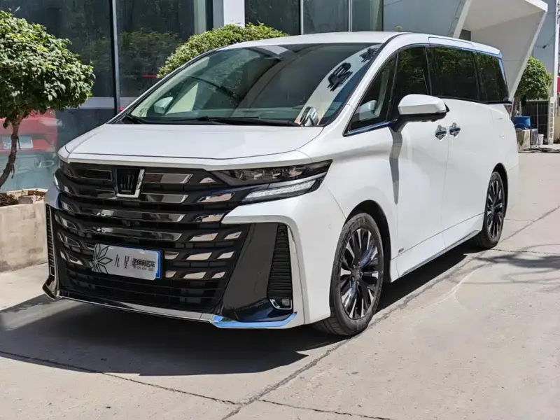 Toyota Vellfire, 2023
