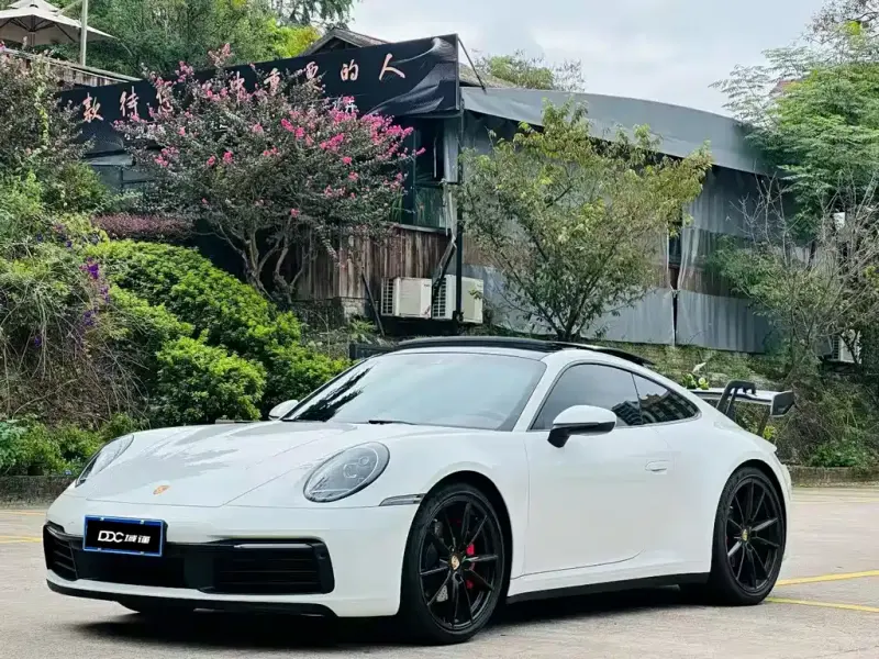 Porsche 911, 2022
