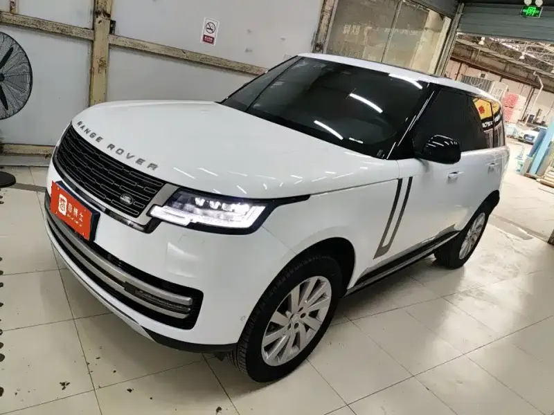 Land Rover Range Rover Range Rover 2024 3.0 L6 360PS Grand Edition, 2024 — фото 1