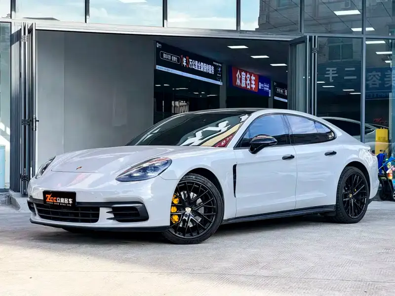 Porsche Panamera, 2017