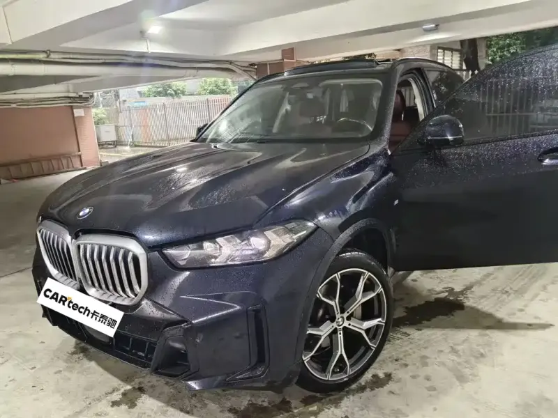 BMW X5 BMW X5 2023 xDrive 30Li Premium Type M Sport Night Package, 2024 — фото 1