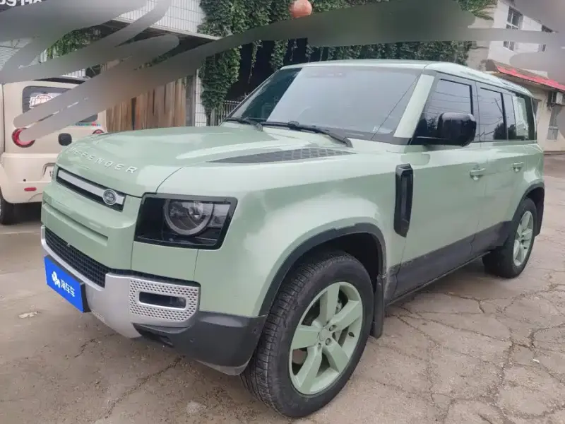Land Rover Defender, 2023