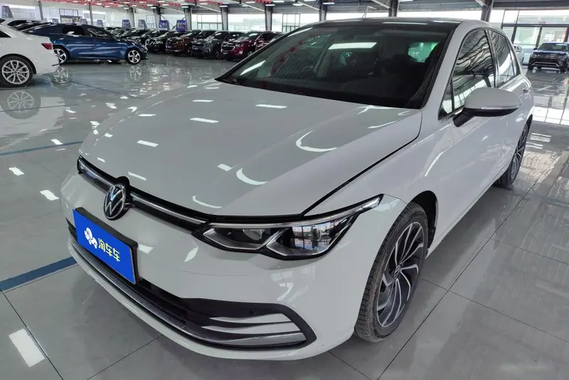 Volkswagen Golf, 2021