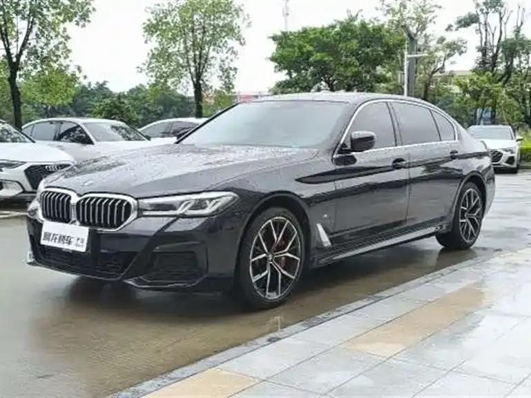 BMW 5 Series, 2022