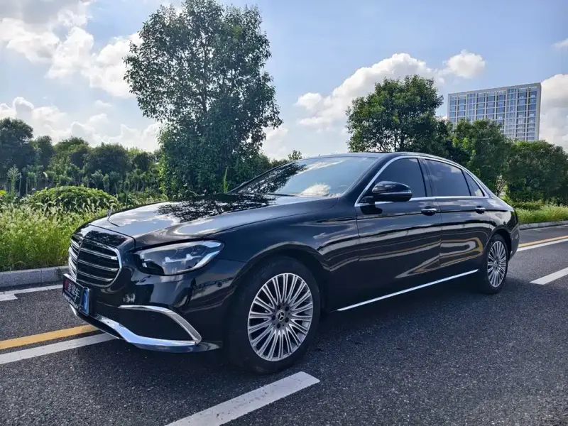 Mercedes-Benz E-Class, 2023