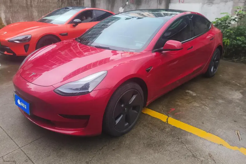 Tesla Model 3, 2022