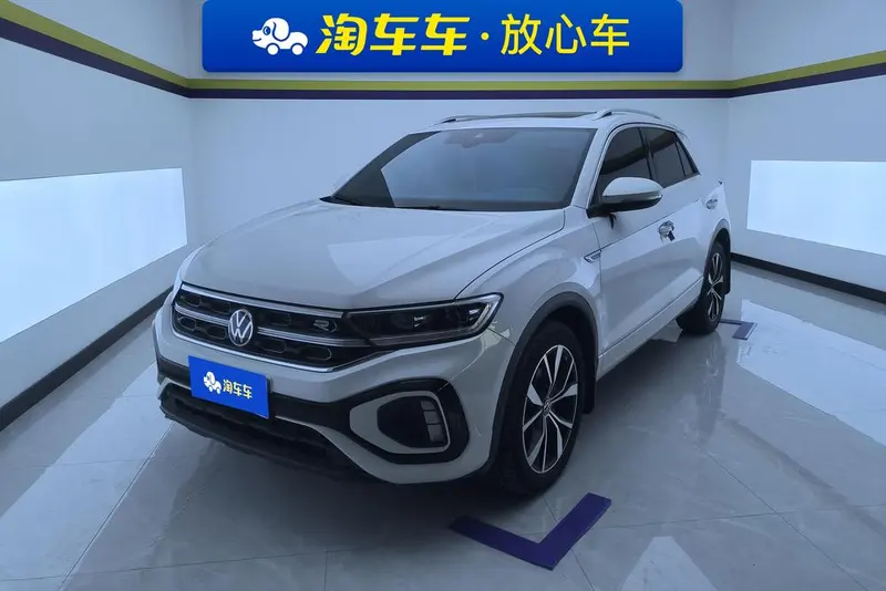 Volkswagen T-Roc 300TSI DSG Edition, 2023 — фото 1