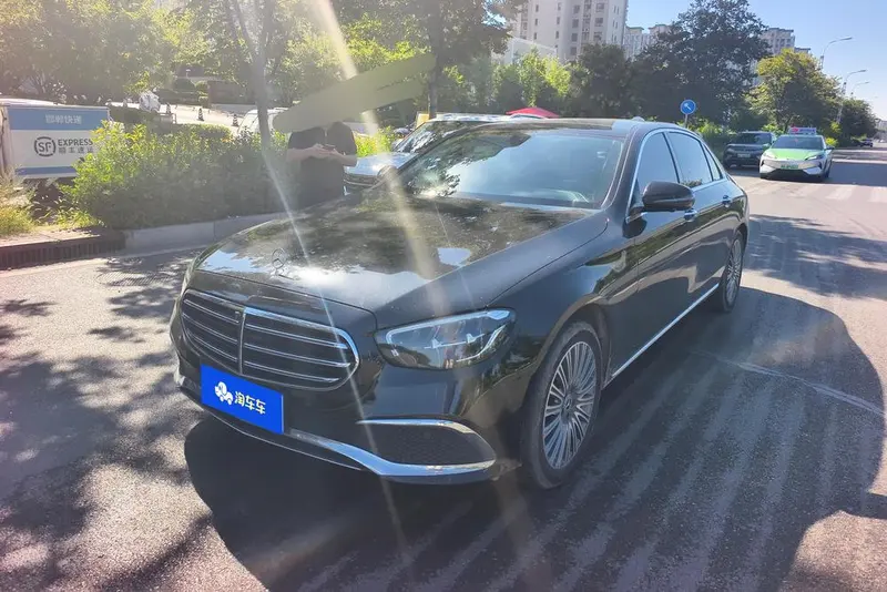 Mercedes-Benz E-Class, 2022