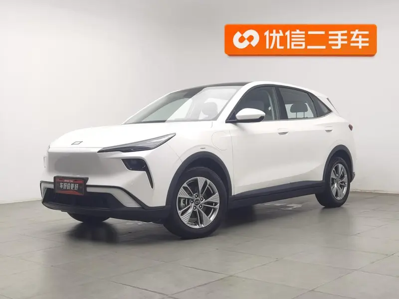 Besturn Yueyi 03 445km версия, 2025 — фото 1