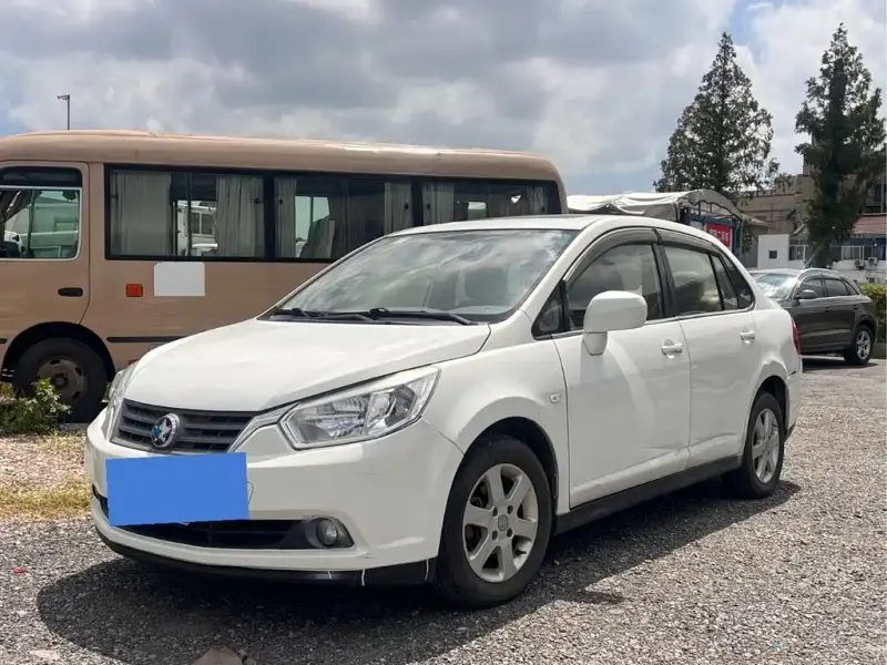 Venucia D50, 2015