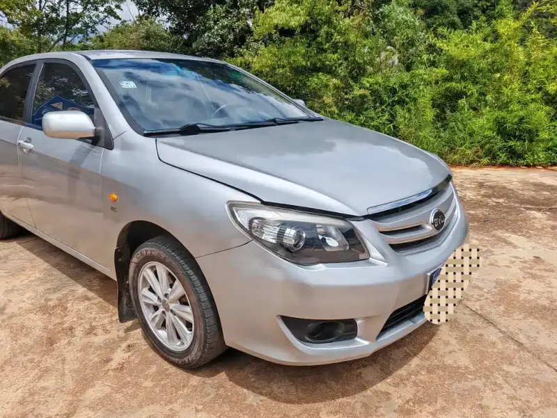 BYD L3 BYD L3 2015 Eco Edition 1.5L Manual Comfort Type, 2015 — фото 1