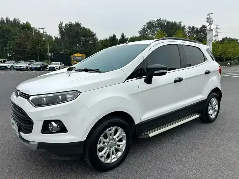 Ford Ecosport, 2015