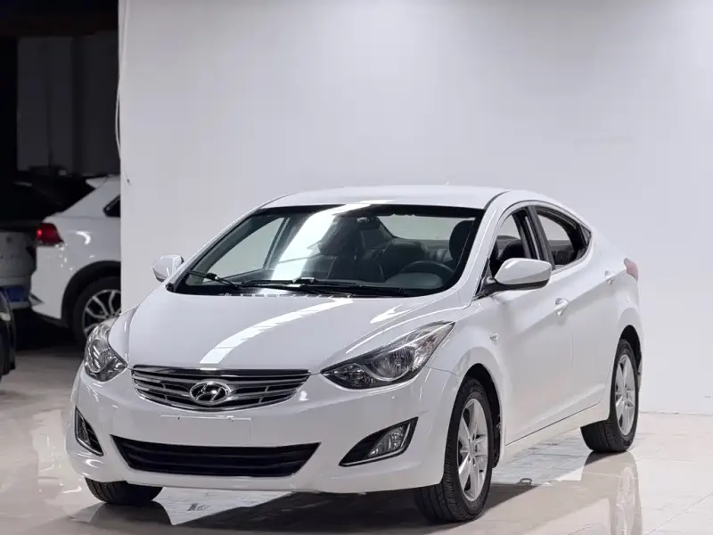 Hyundai Elantra Langdong, 2014
