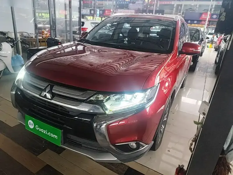 Mitsubishi Outlander, 2017