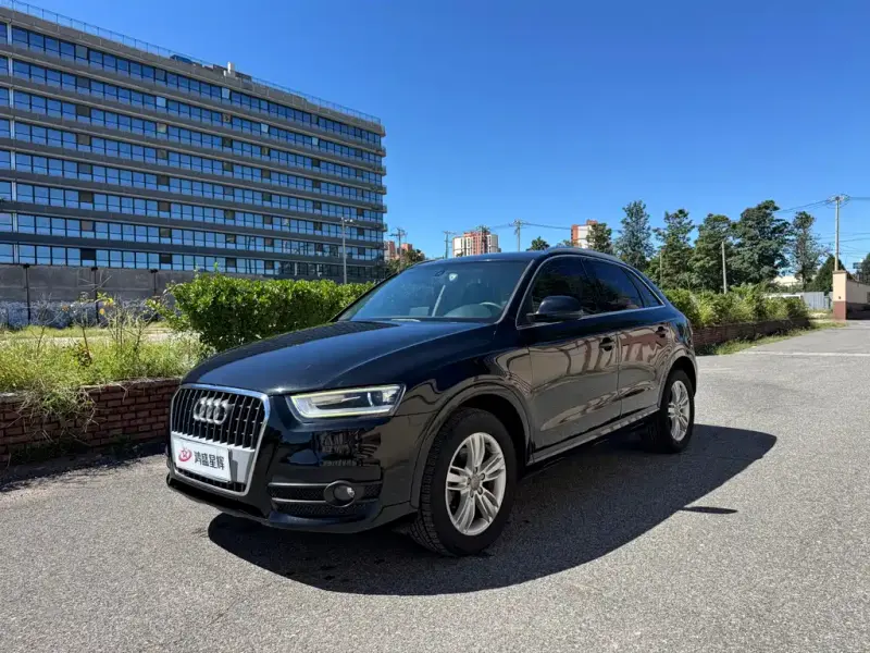 Audi Q3, 2013