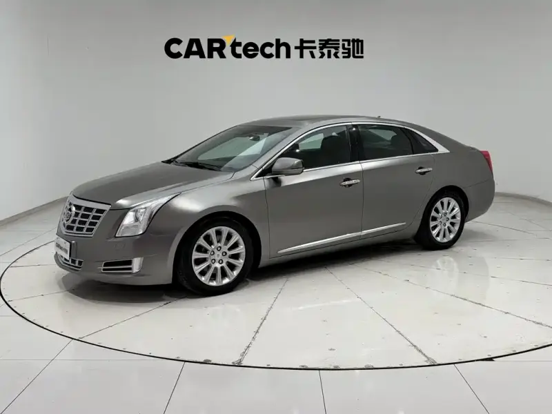 Cadillac XTS, 2015