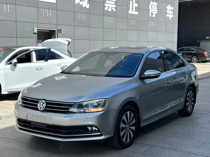 Volkswagen Sagitar, 2017