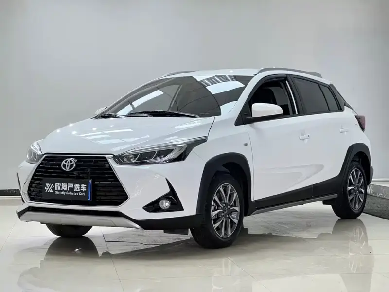 Toyota Yaris L, 2023