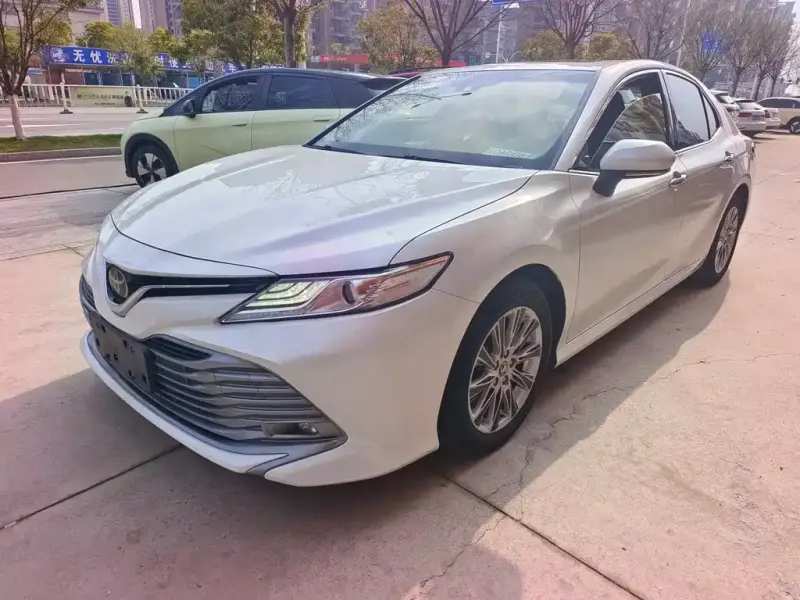 Toyota Camry, 2019